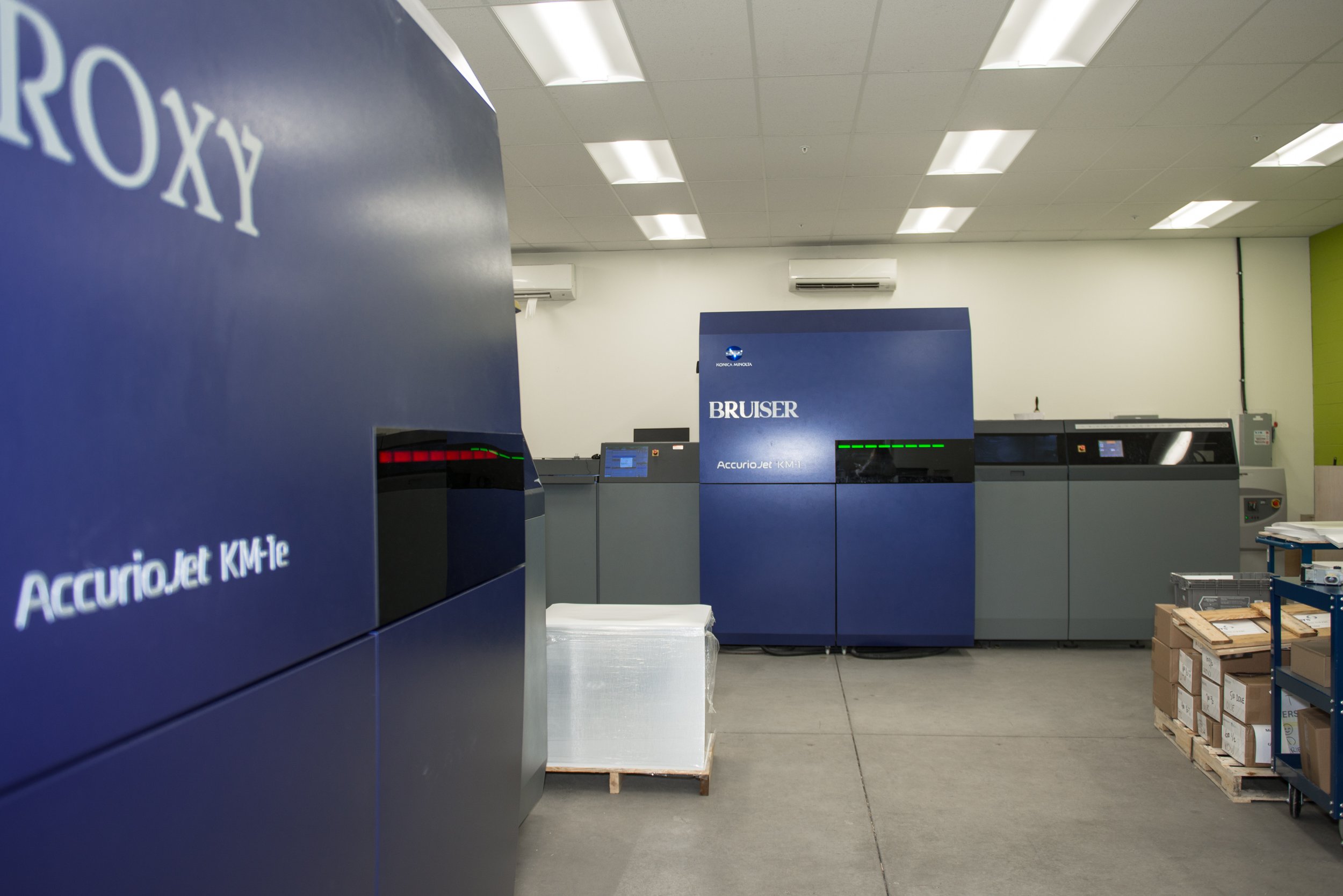 Two KM-1 presses for fast, flawless, high-impact printing