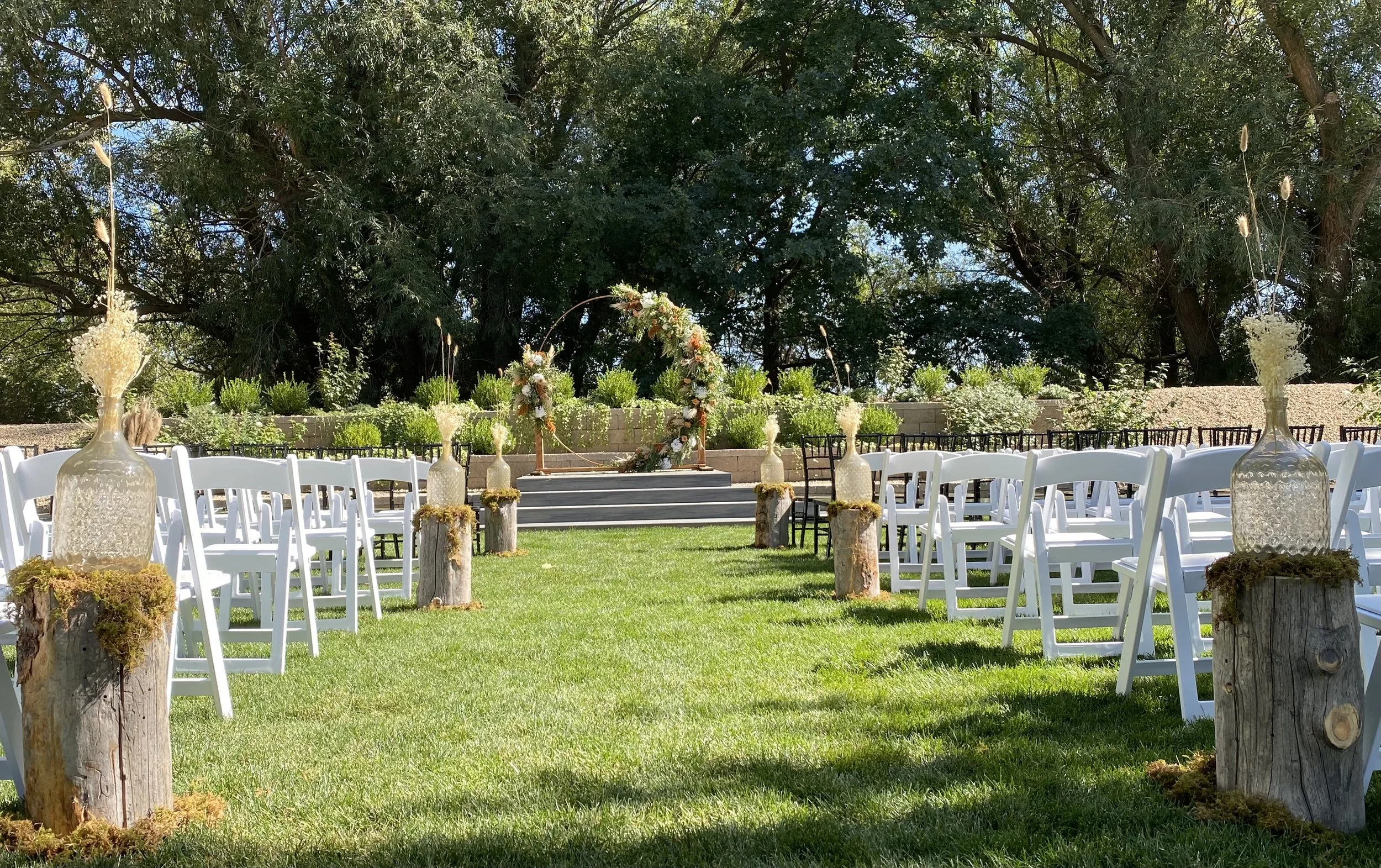 Photo by Lavender & Sage Floral