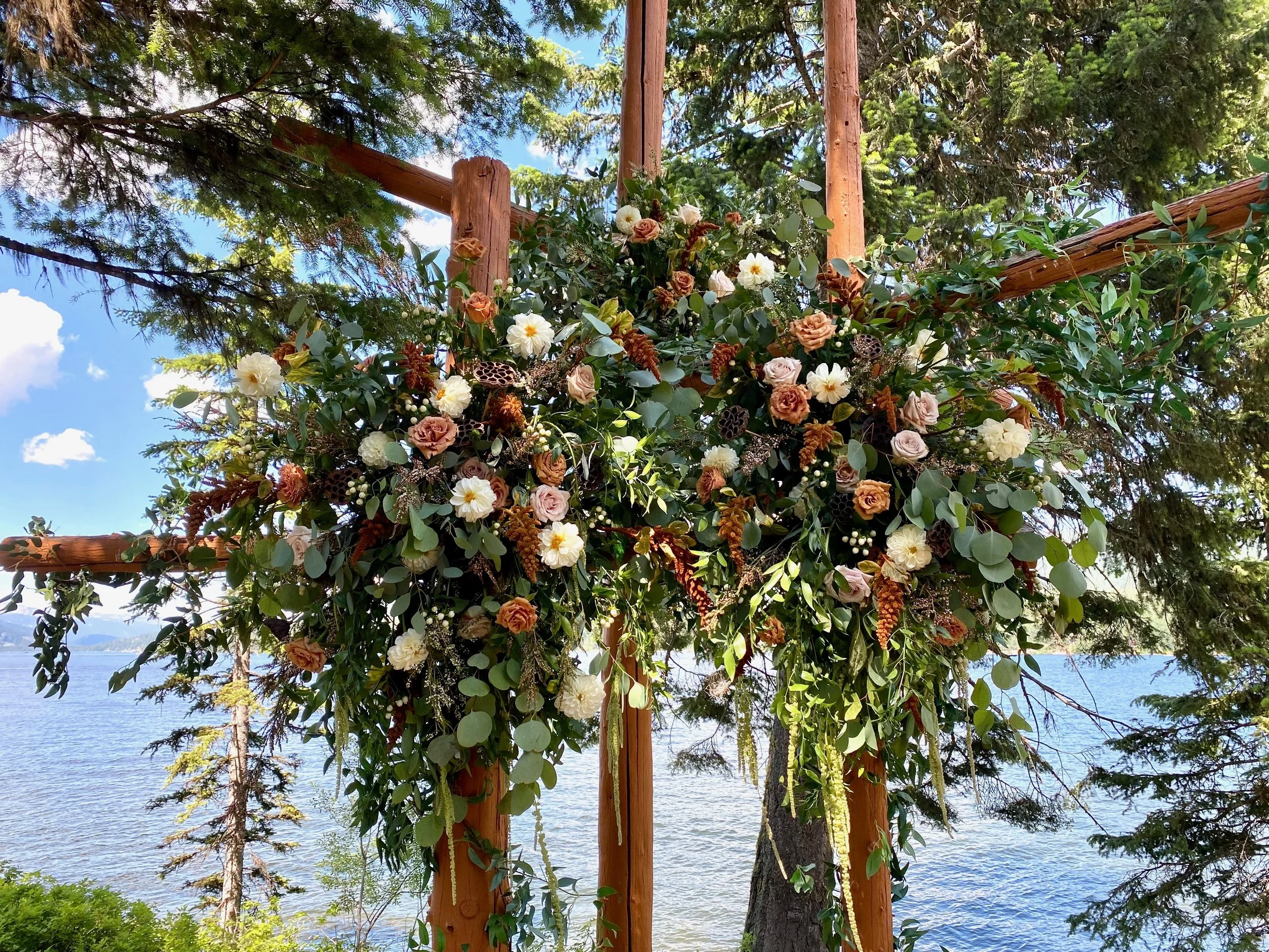 Photo by Lavender & Sage Floral