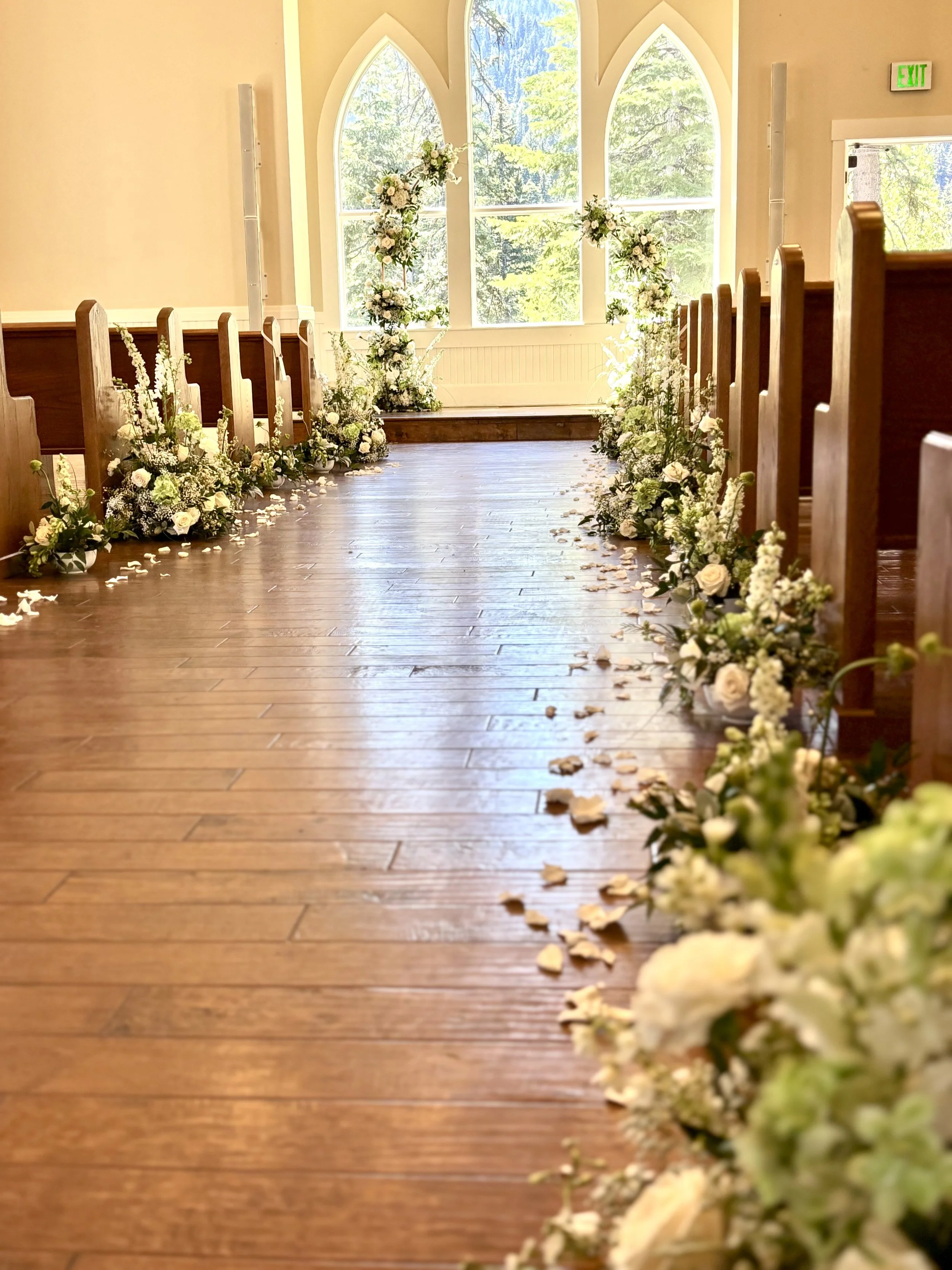 Photo by Lavender & Sage Floral