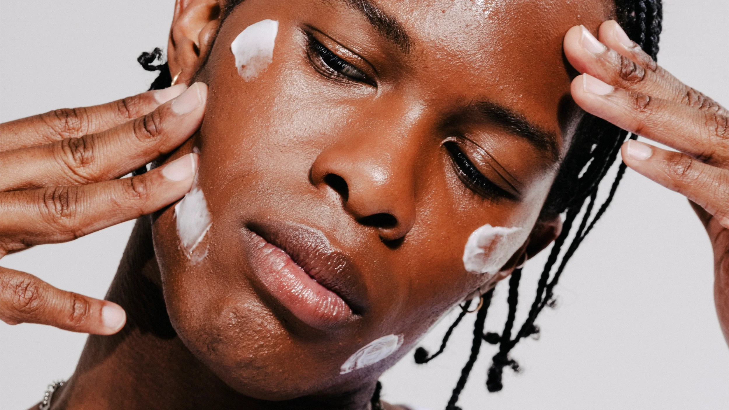 Barrier Repair Rich Cream, nourishing and protective.