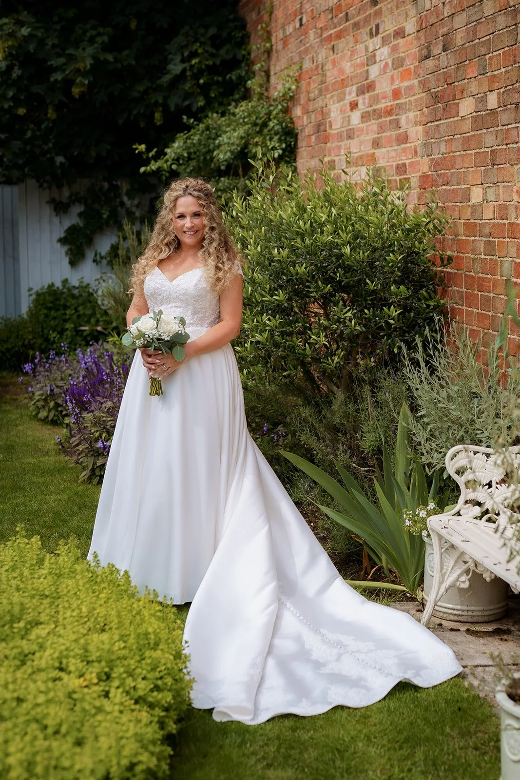 Phil_and_Lou_Wedding_Gabby_Culverwell_Photography-01-251.jpg