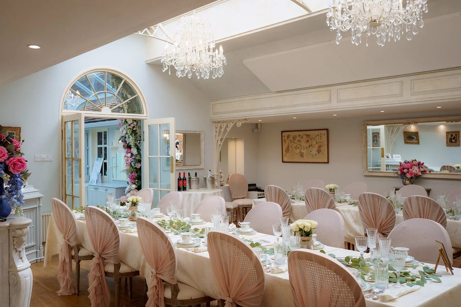 Phil_and_Lou_Wedding_Gabby_Culverwell_Photography-01-189.jpg