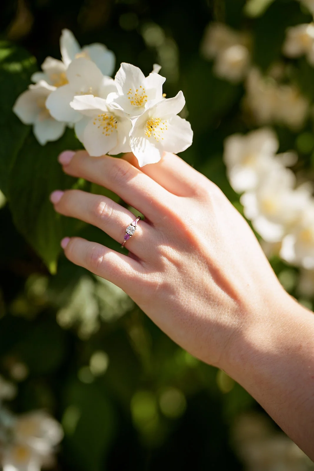 Old-Amersham-Engagement-Photoshoot-01-13.jpg