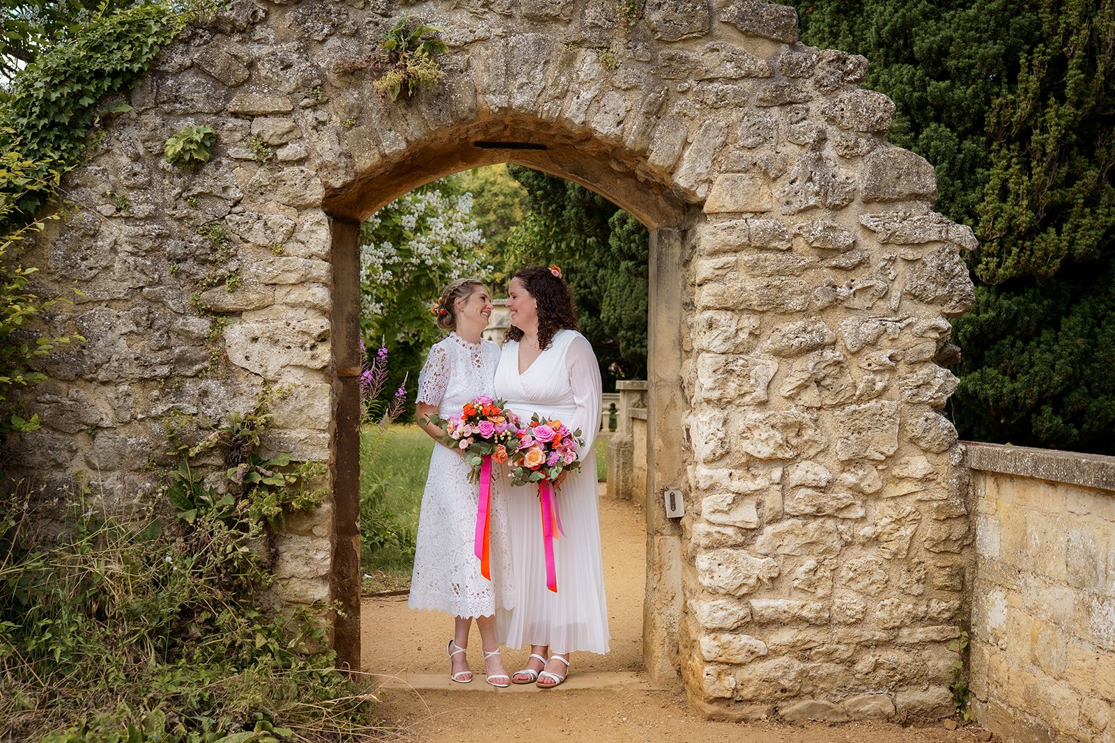 Siobhan_&_Sian gabby_culverwell_photography-_01-208.jpg