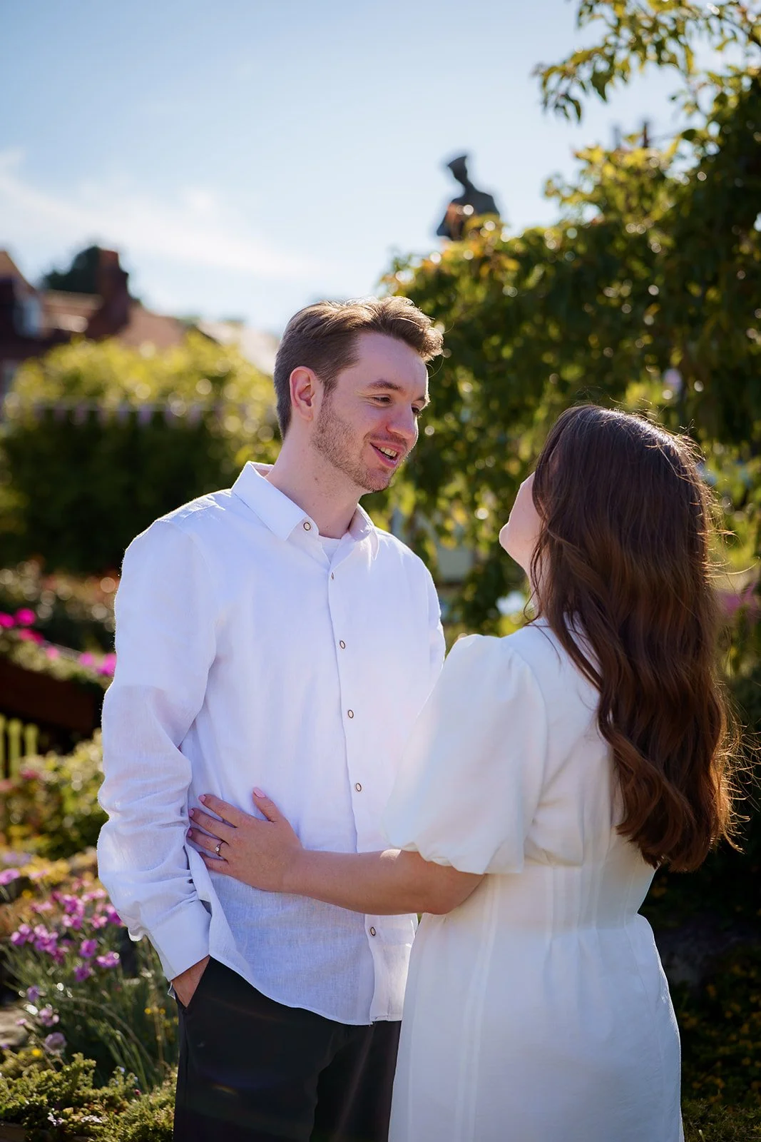 Old-Amersham-Engagement-Photoshoot-01-32.jpg