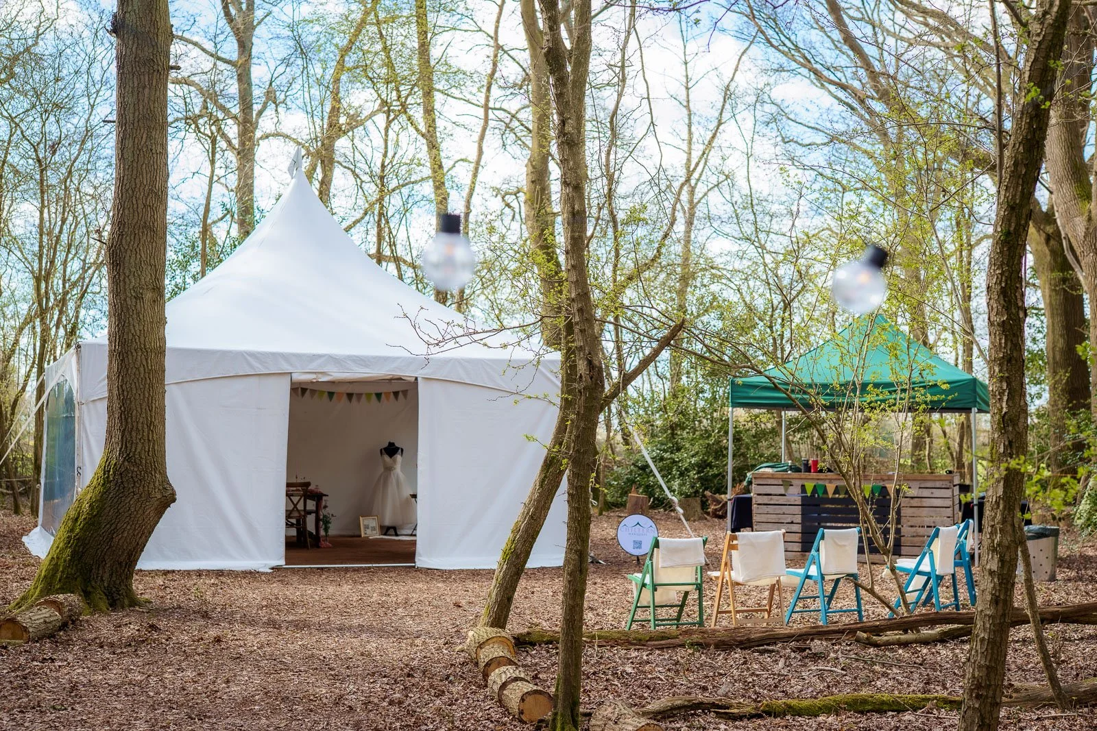 Woodland_Wedding_Buckinghamshire_Gabby_Culverwell_Photography-234.jpg