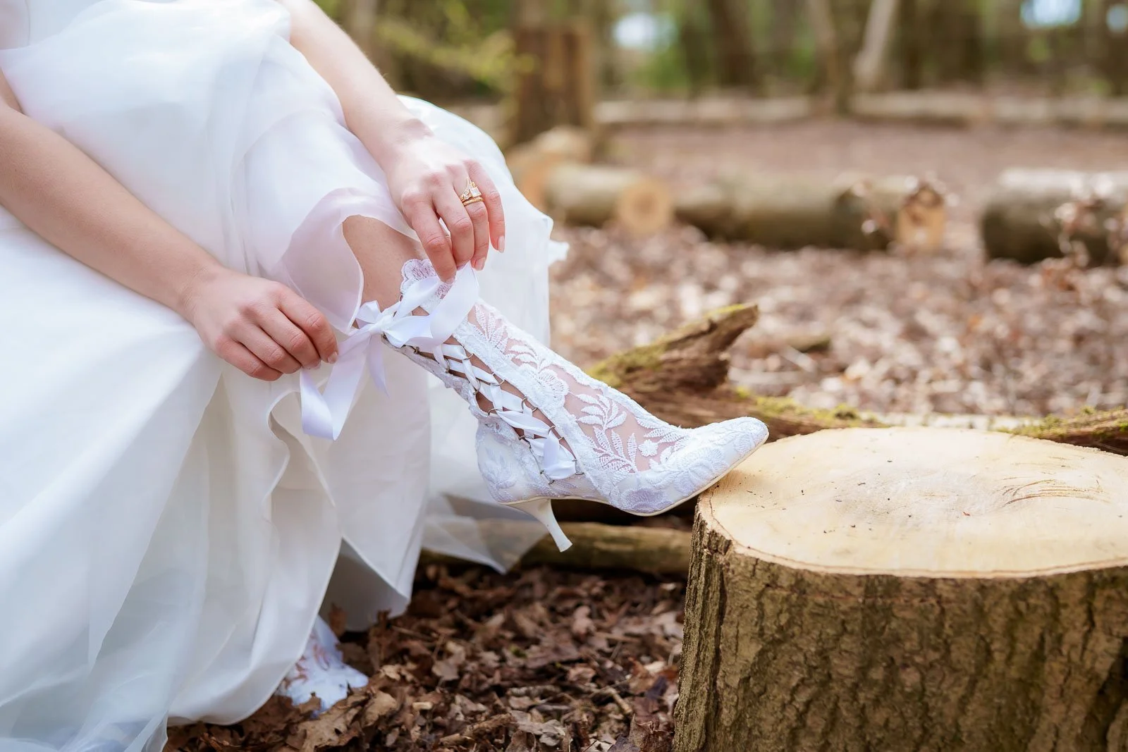 Woodland_Wedding_Buckinghamshire_Gabby_Culverwell_Photography-194.jpg
