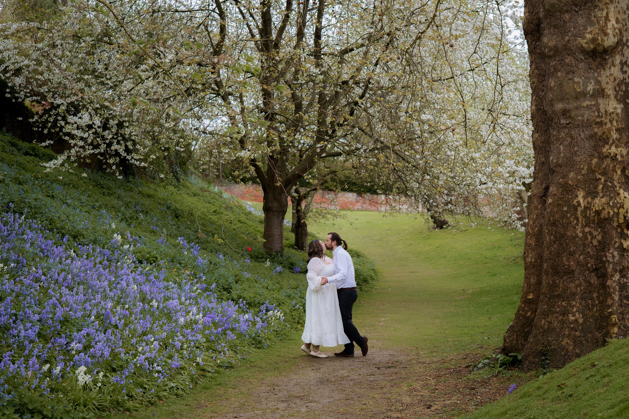 Sophie_and_Neil_Gabby_Culverwell_Photography-28.jpg