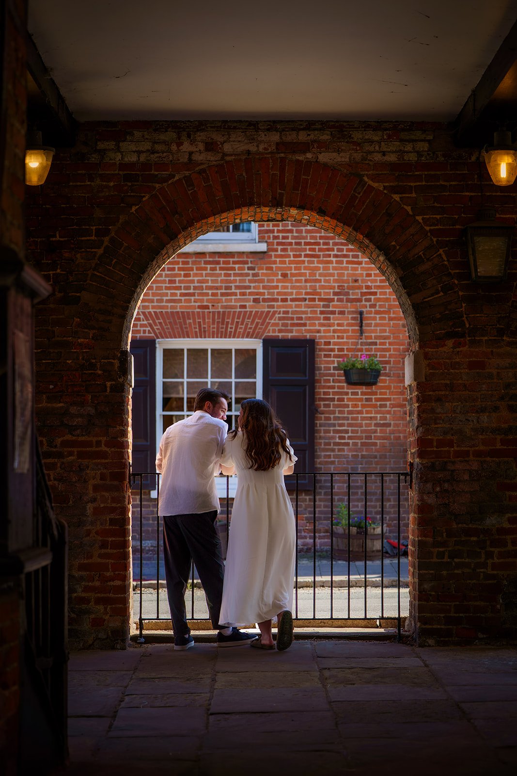 Old-Amersham-Engagement-Photoshoot-01-4.jpg