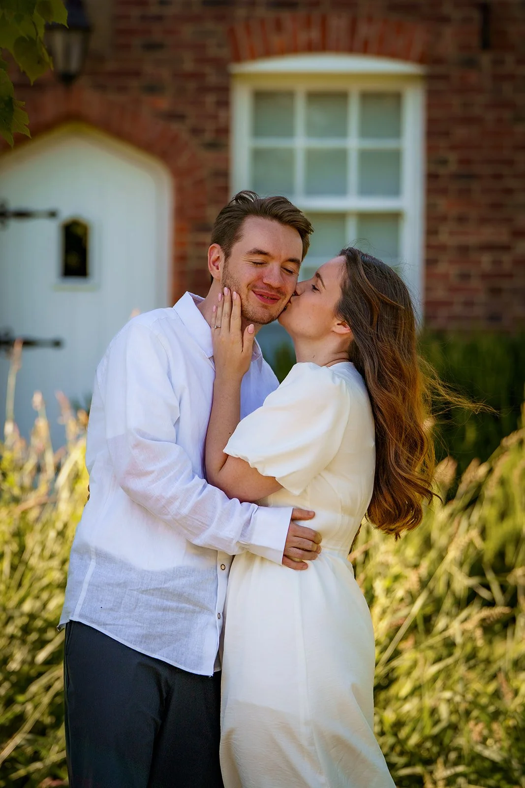 Old-Amersham-Engagement-Photoshoot-01-18.jpg