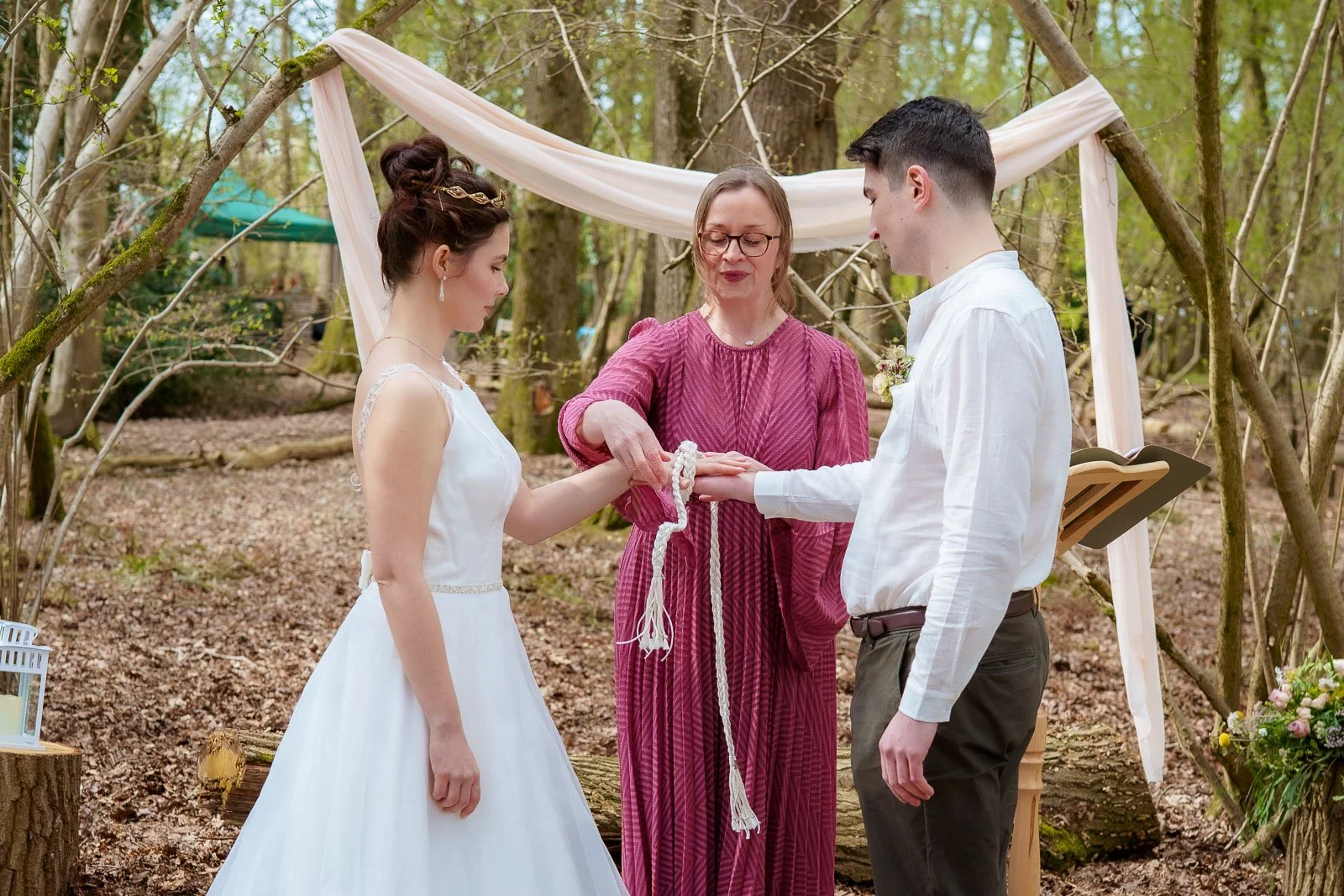 Woodland_Wedding_Buckinghamshire_Gabby_Culverwell_Photography-167.jpg