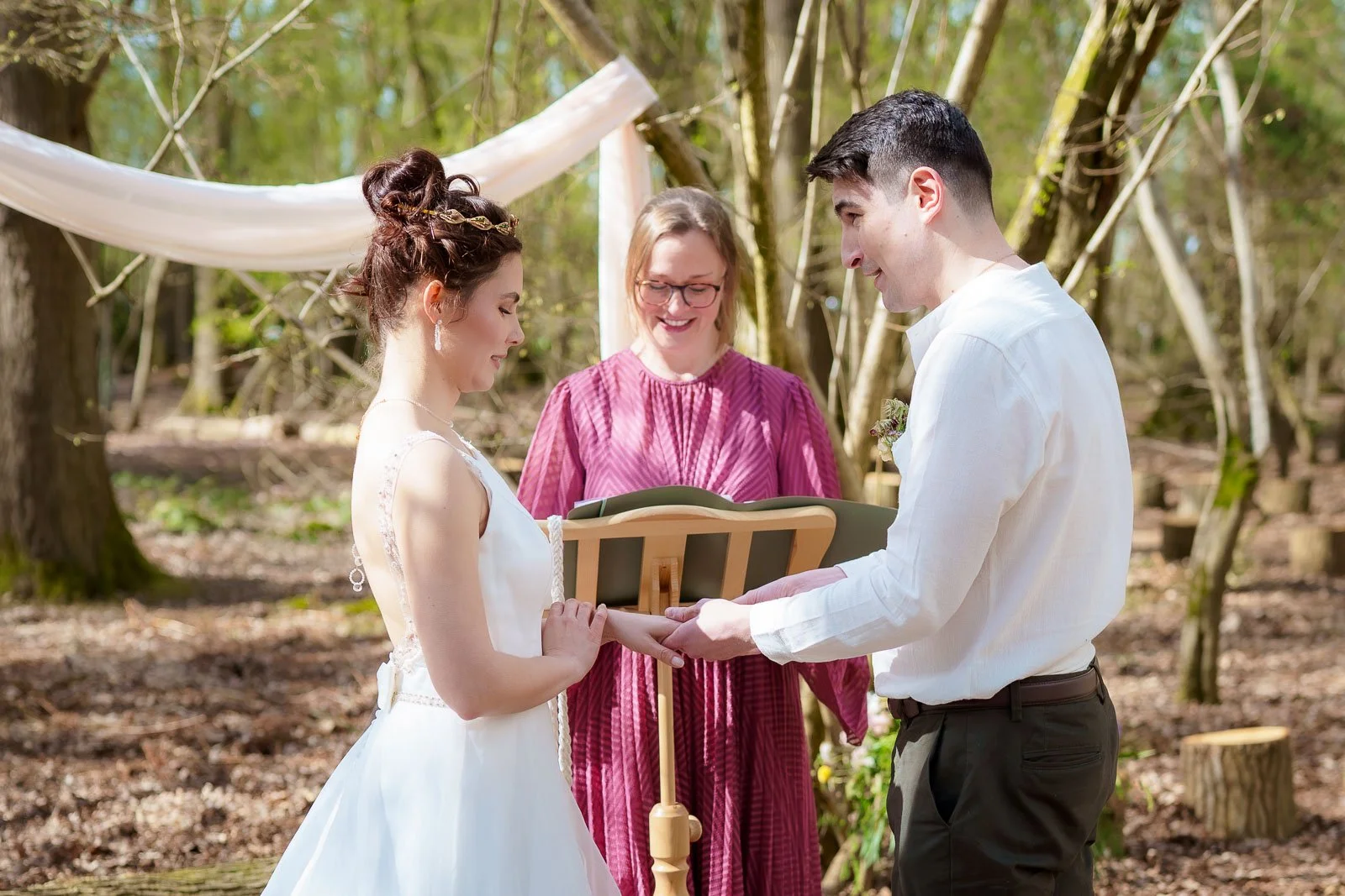 Woodland_Wedding_Buckinghamshire_Gabby_Culverwell_Photography-150.jpg