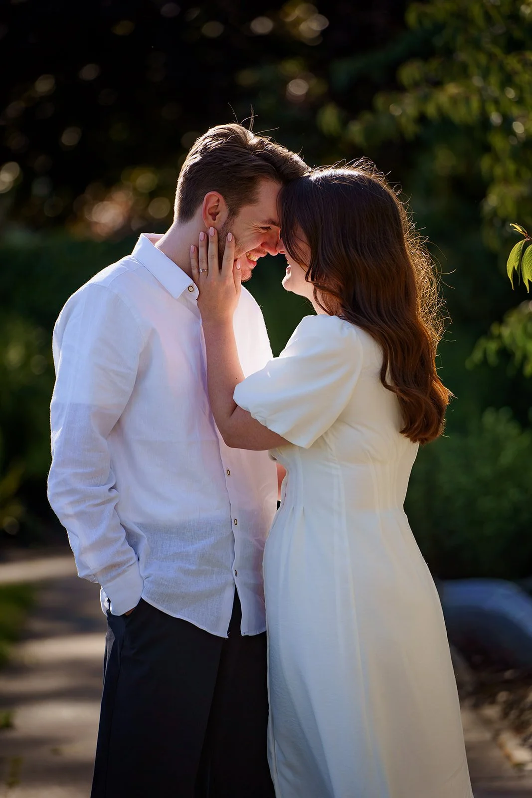 Old-Amersham-Engagement-Photoshoot-01-25.jpg