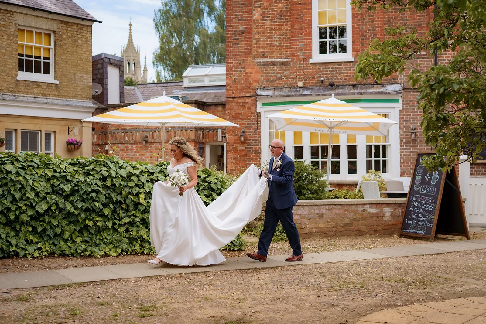 Phil_and_Lou_Wedding_Gabby_Culverwell_Photography-01-262.jpg