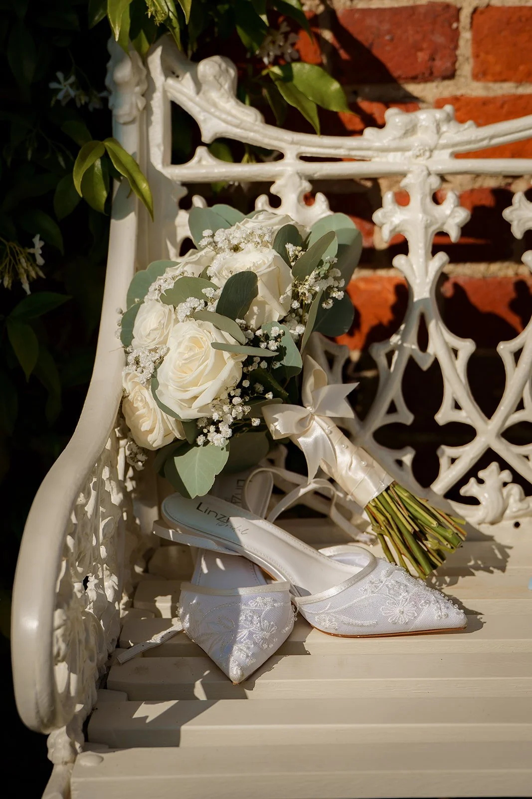 Phil_and_Lou_Wedding_Gabby_Culverwell_Photography-01-107.jpg