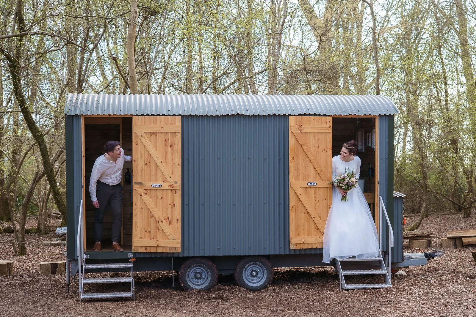 Woodland_Wedding_Buckinghamshire_Gabby_Culverwell_Photography-87.jpg