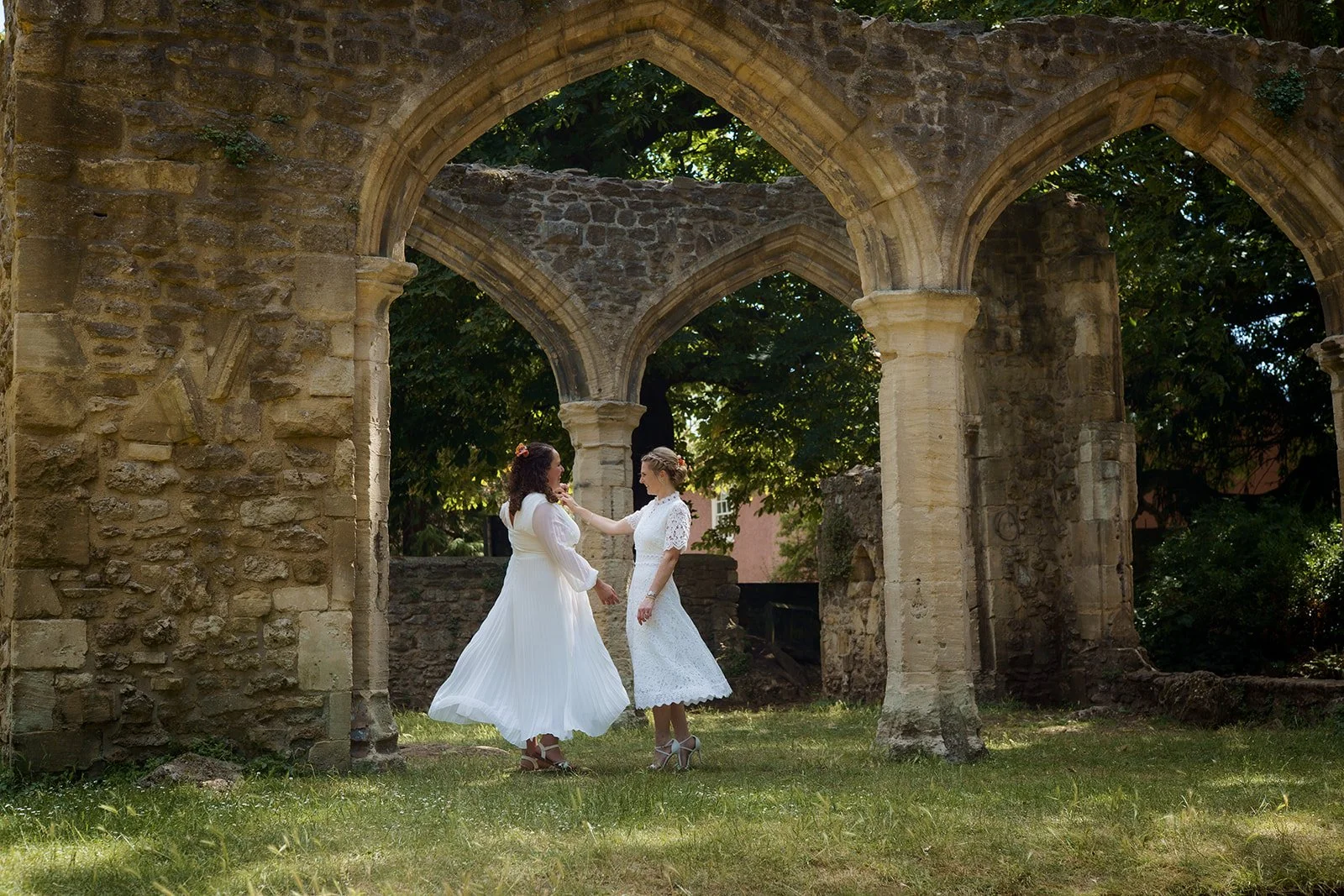 Siobhan_&_Sian gabby_culverwell_photography-_01-200.jpg