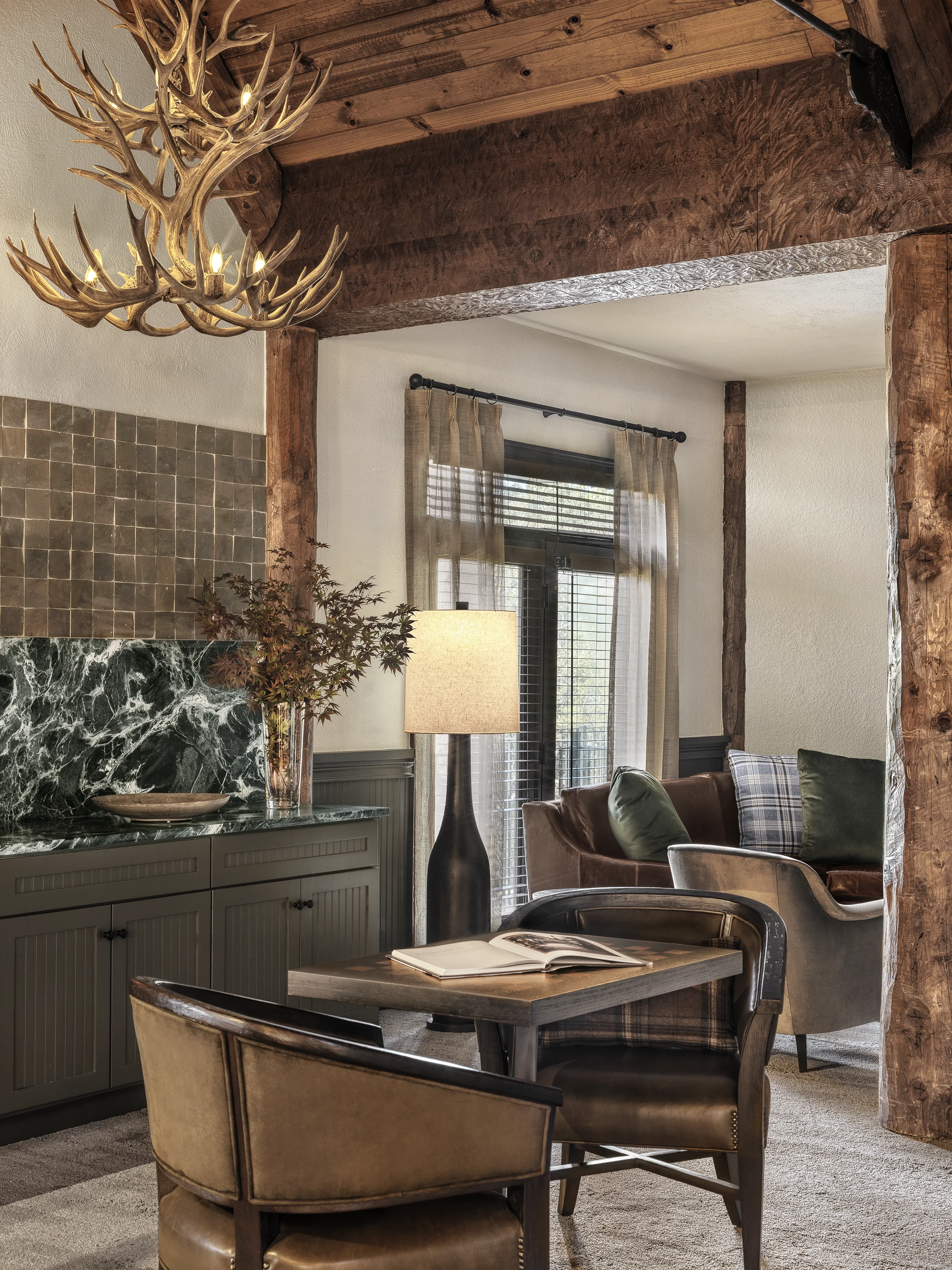 hospitality bar.webp