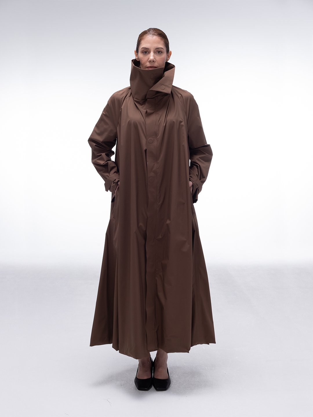 technical_nylon_trench_coat_brown_wide_mpower_1.jpg