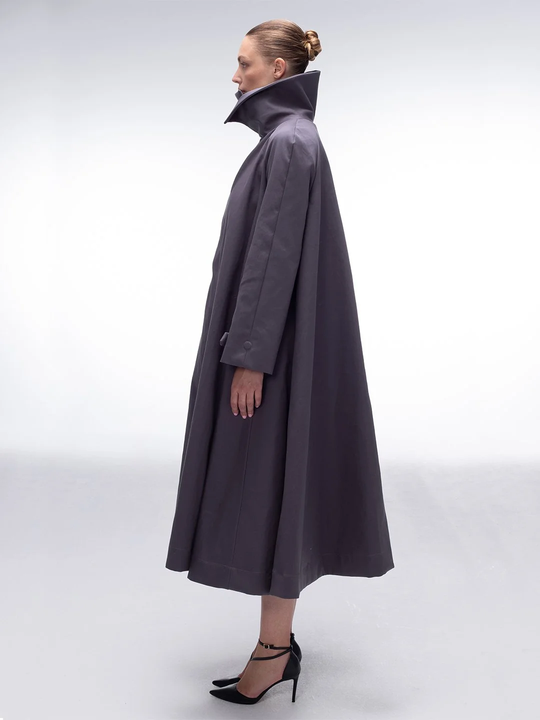 grey_gabardine_wide_trench_coat_technical_mpower_5.jpg