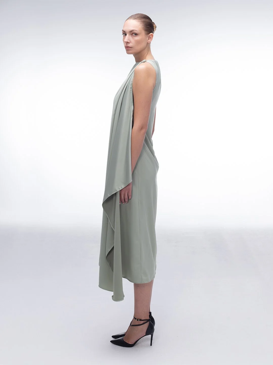 satin_maxi_dress_green_mpower_3.jpg