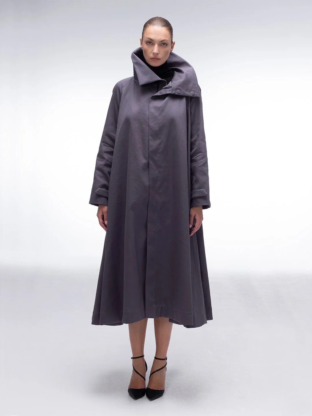 grey_gabardine_wide_trench_coat_technical_mpower_1.jpg