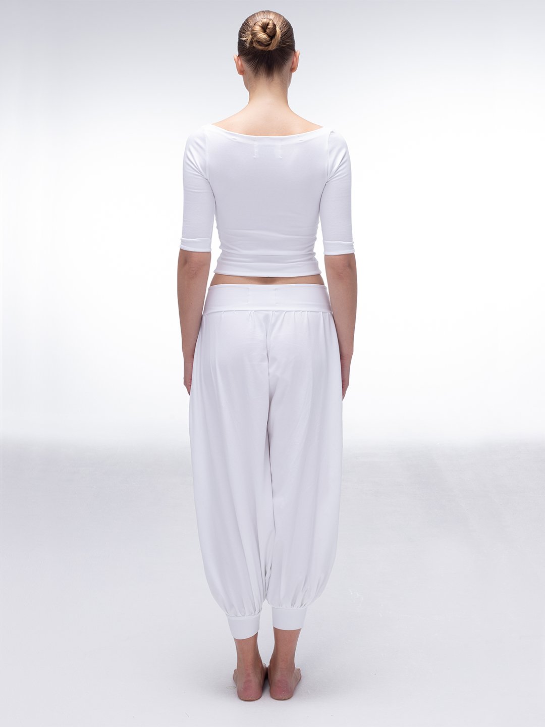 white_jersey_balloon_trousers_wide_mpower_6.jpg