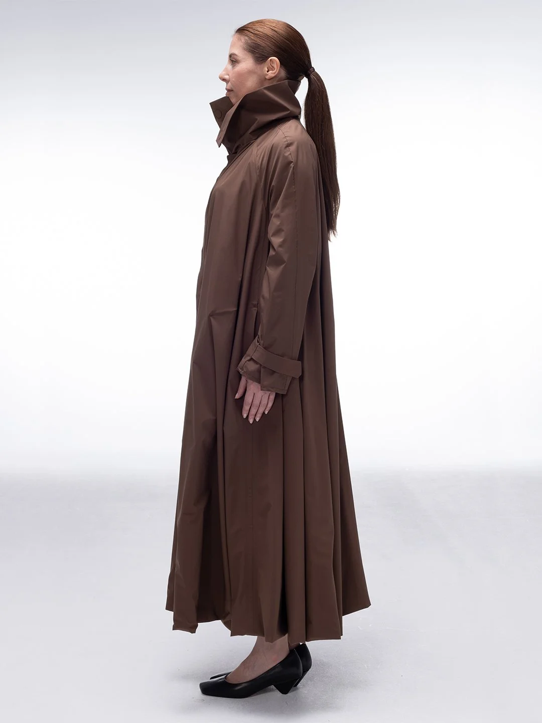 technical_nylon_trench_coat_brown_wide_mpower_2.jpg