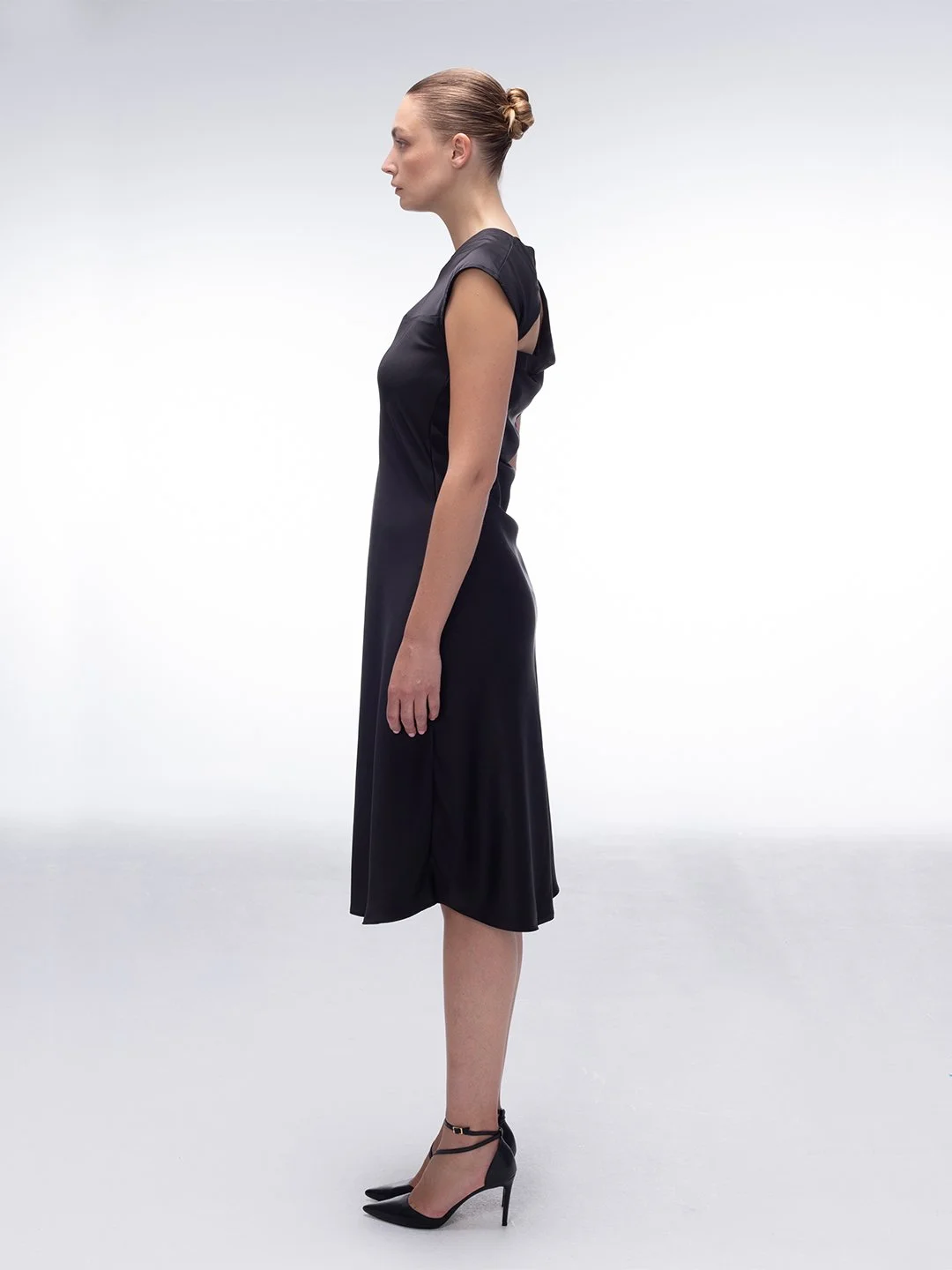v_cut_satin_black_midi_dress_naked_back_mpower_2.jpg