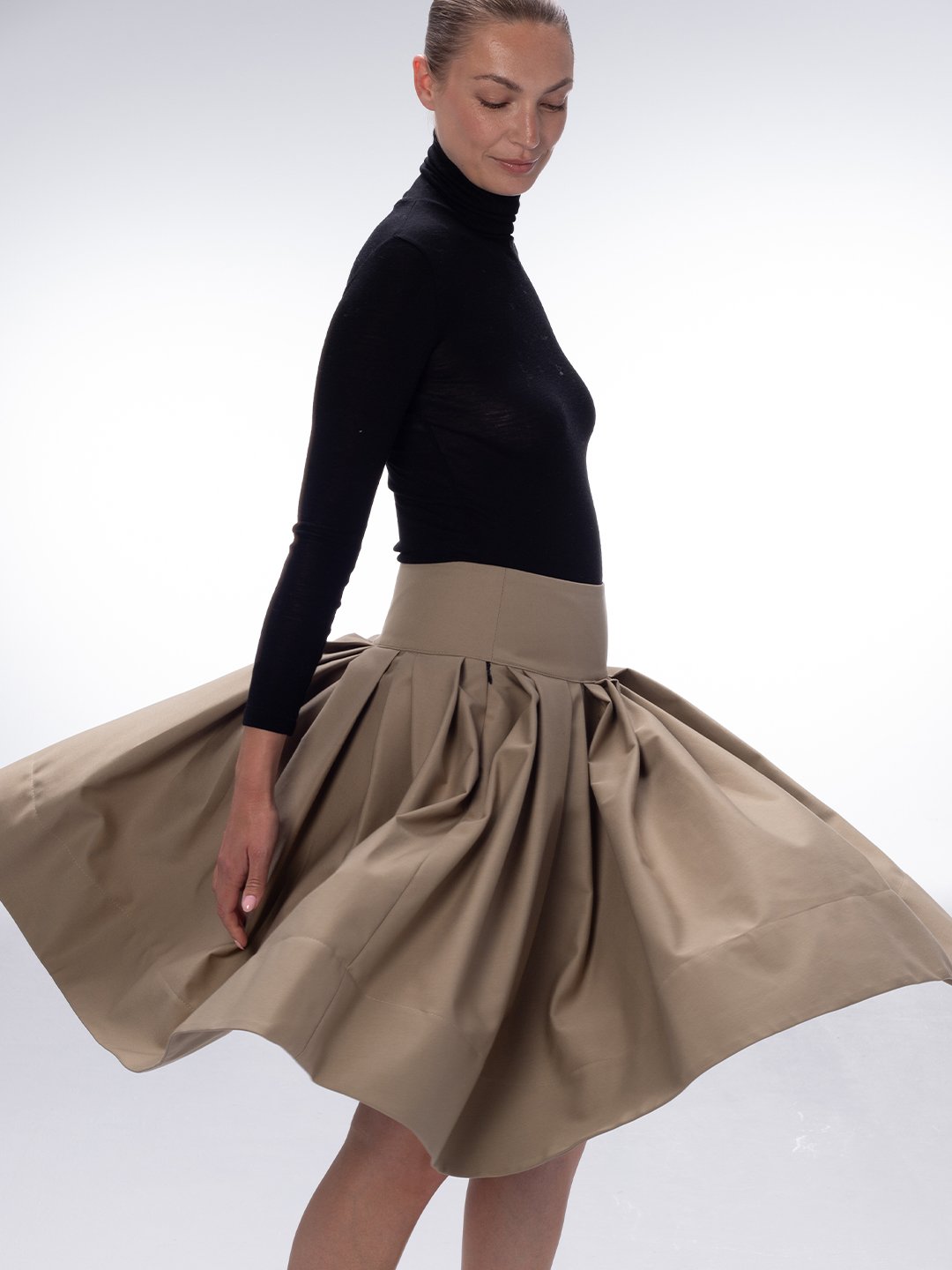 pleated_wide_beige_skirt_gabardine_mpower_6.jpg