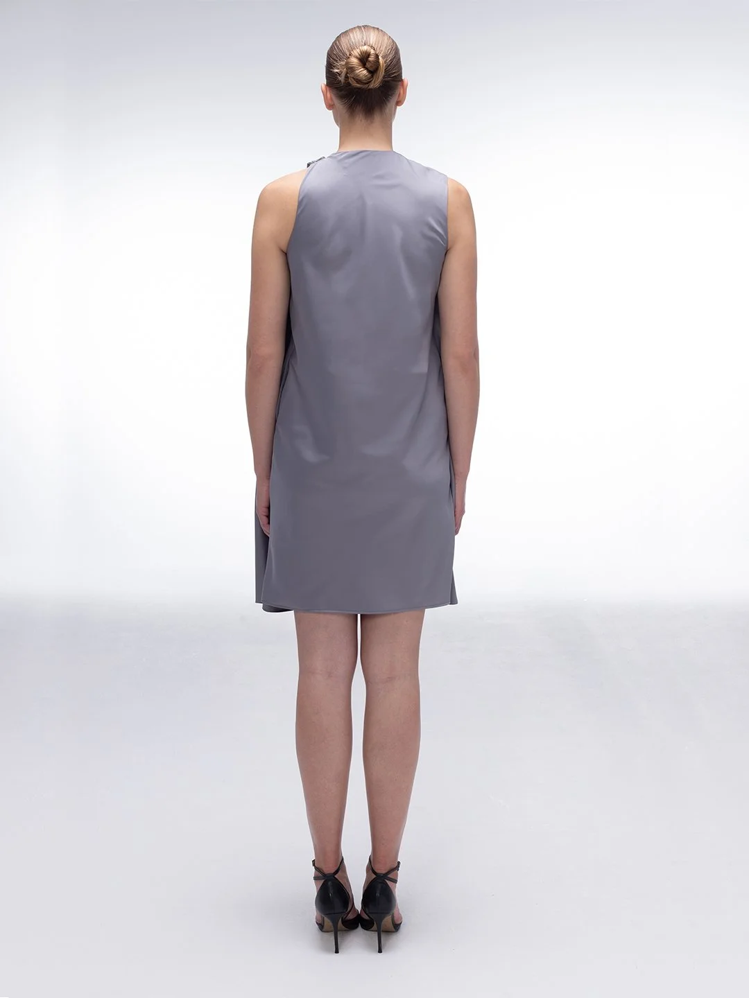satin_midi_dress_green_mpower_3.jpg