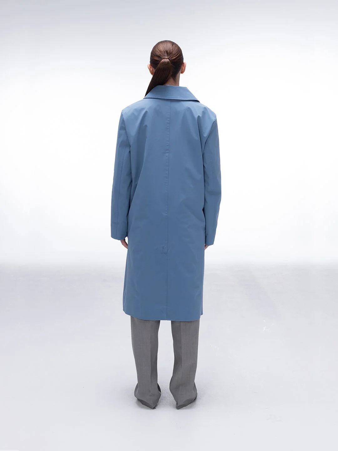 technical_nylon_blue_trench_coat_mpower_3.jpg