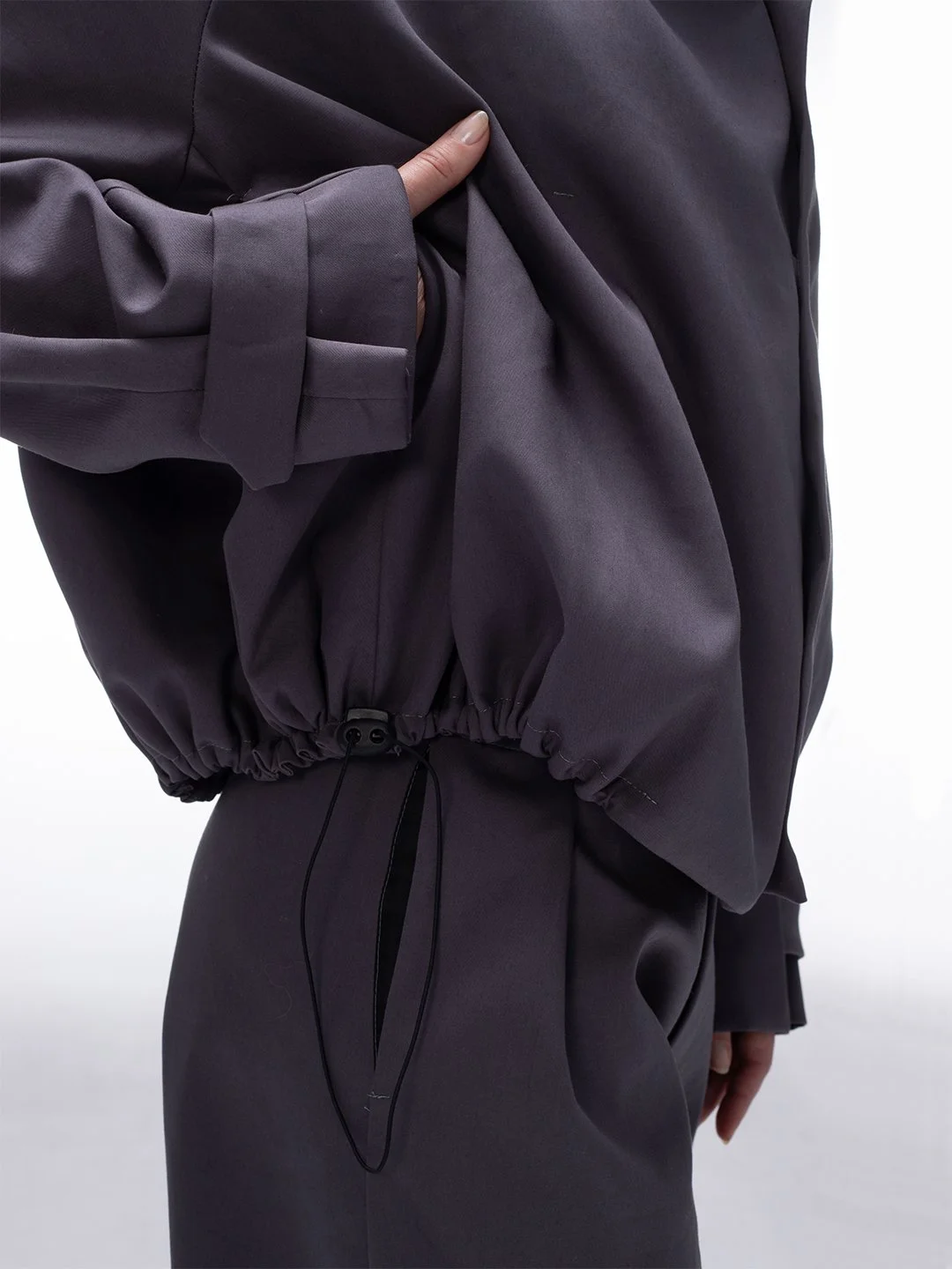 grey_gabardine_short_trench_coat_technical_mpower_6.jpg