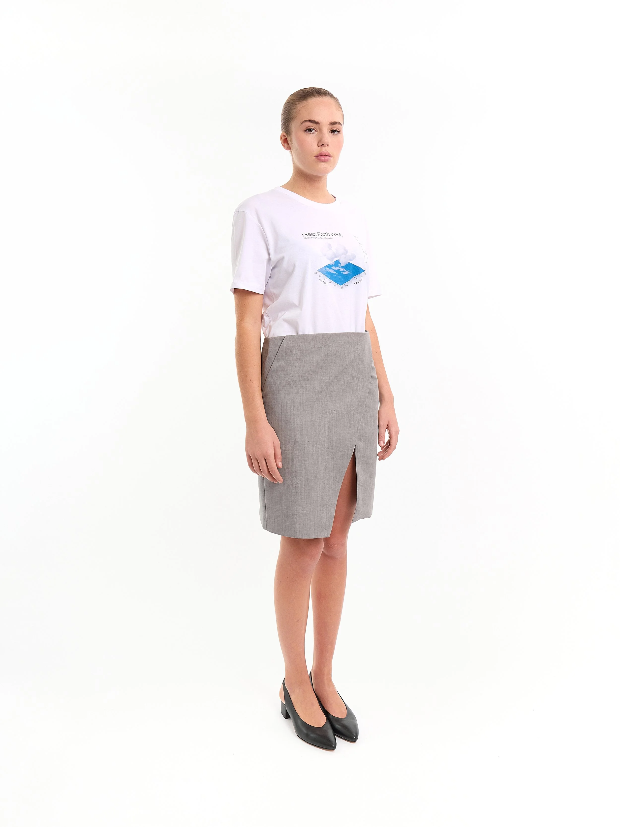 mpower_technical_elegant_asymmetrical_slit_skirt_semi_waterproof