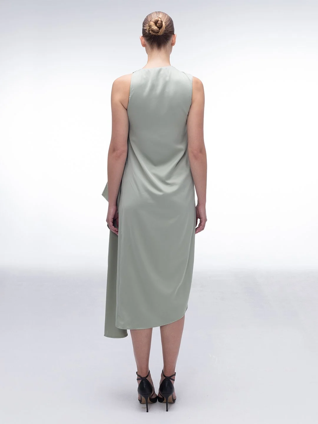 satin_maxi_dress_green_mpower_4.jpg
