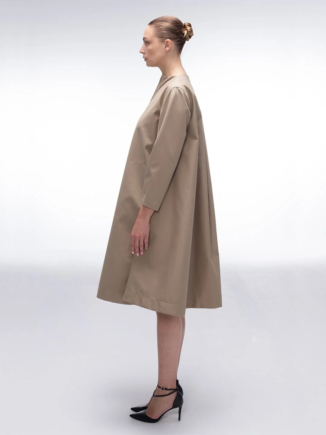 wide_shirt_dress_beige_sand_mpower_2.jpg