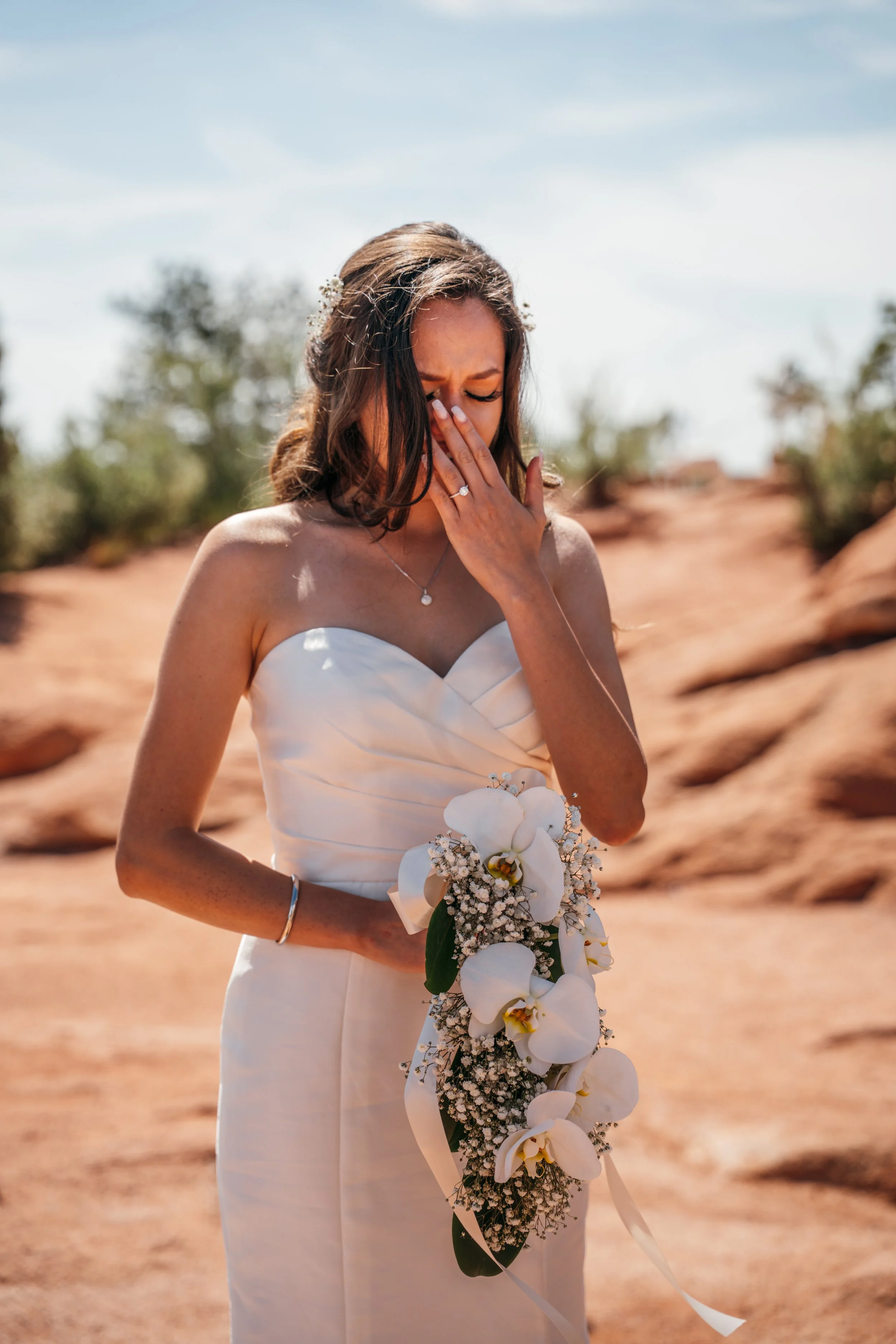 garden-of-the-gods-colorado-springs-elopement-micro-wedding-47.jpg