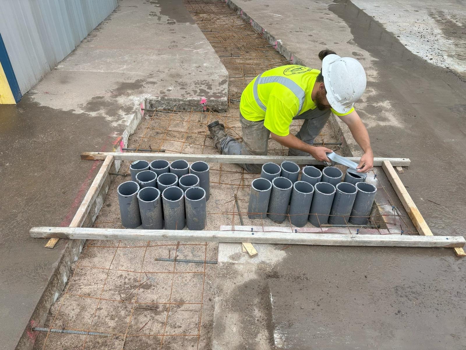 commercial-underground-conduit-installation.jpg
