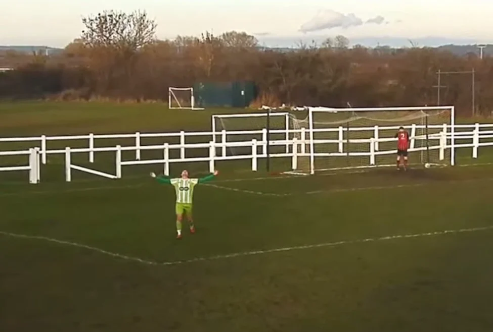 Tunley Roll Past Banwell with 4-1 Road Win