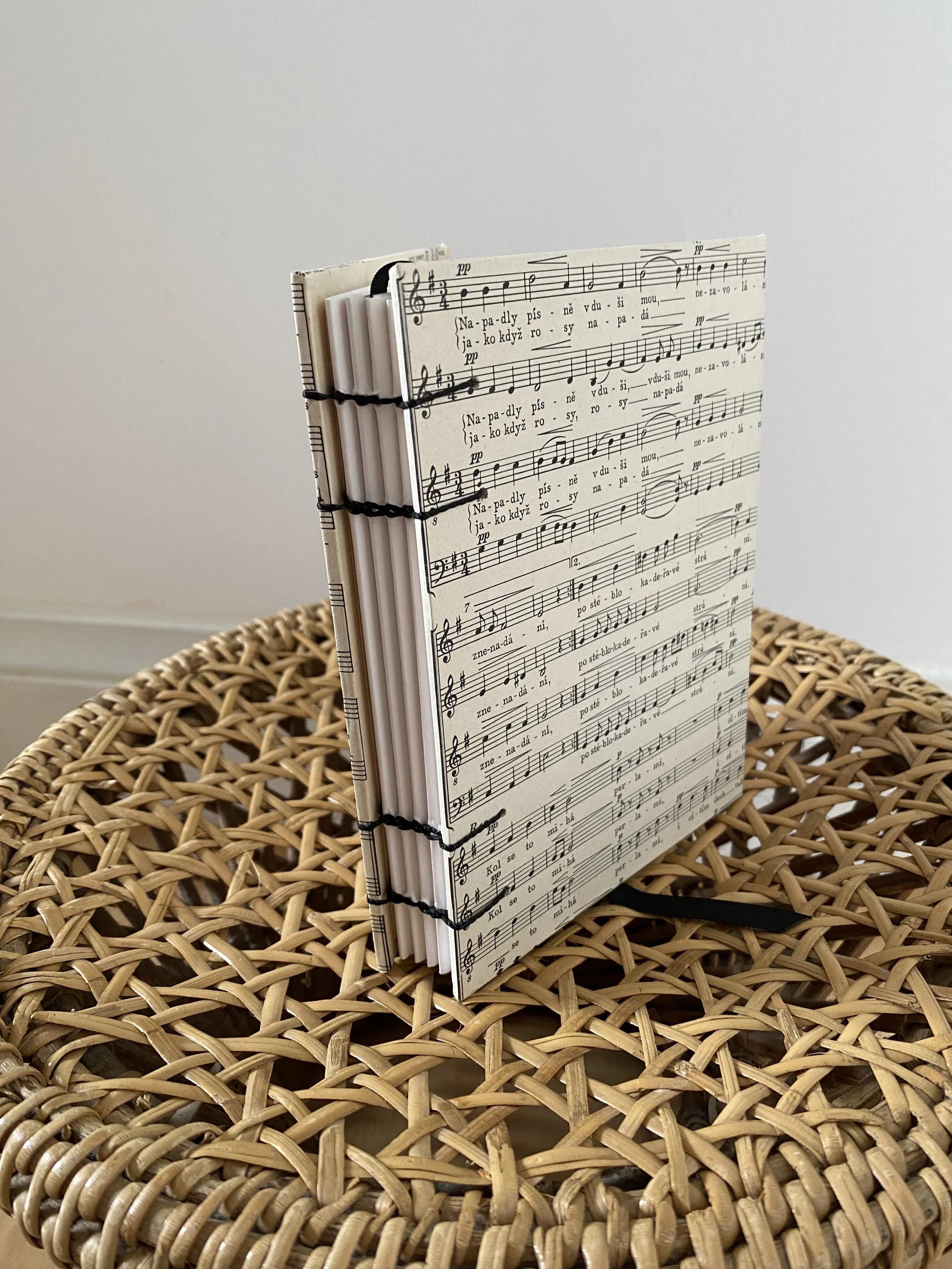 Entre les notes