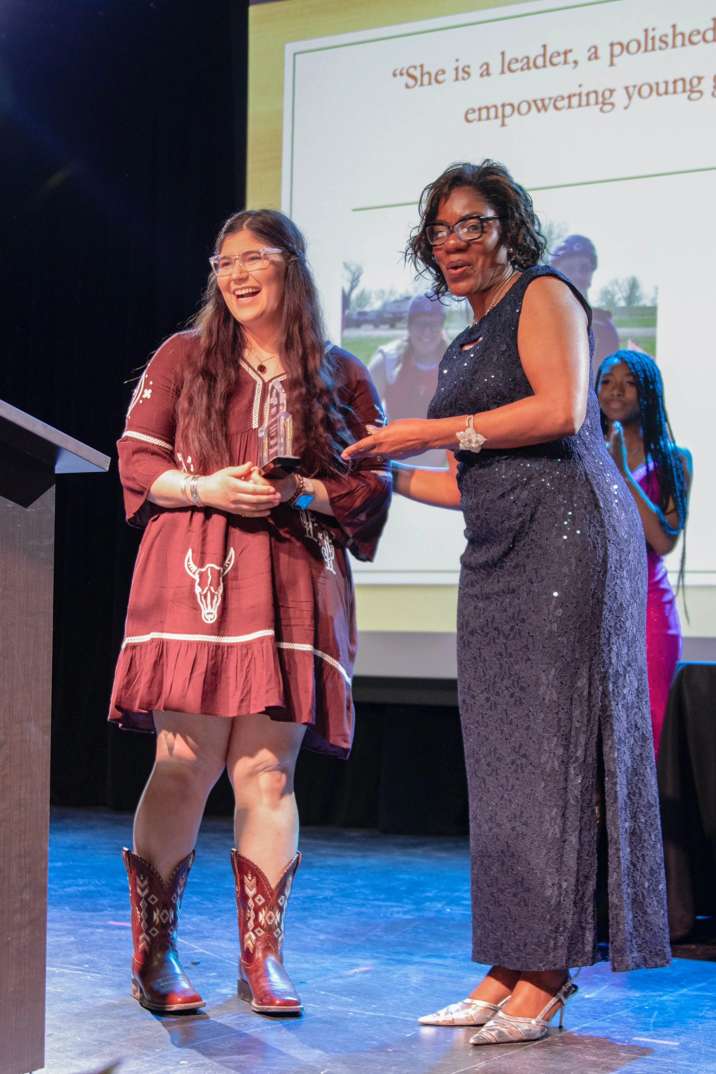 YWCA Salute to Women Gala 2022IMG_7174-Edit.jpg