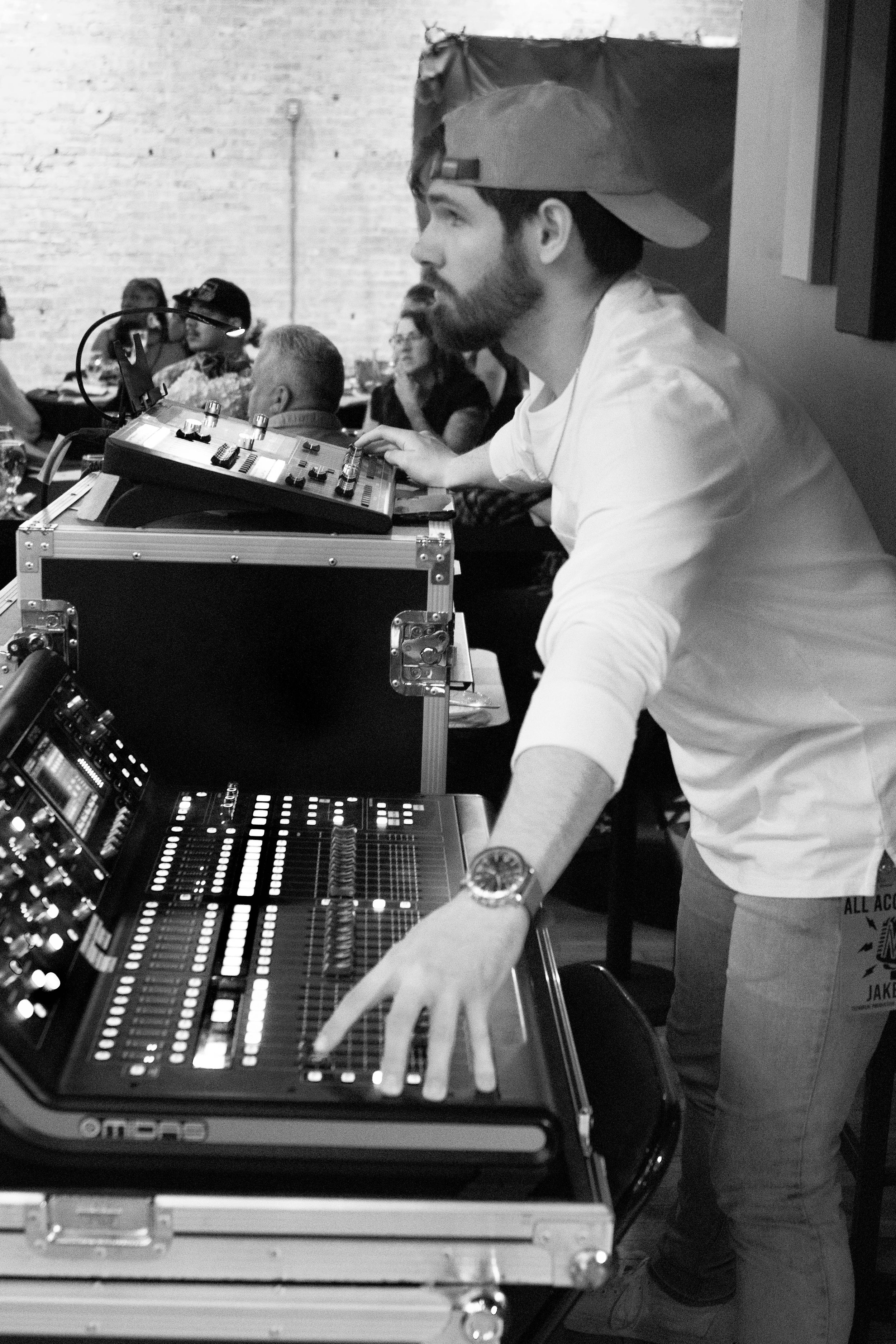 YWCA Salute to Women Gala 2022IMG_7081-Edit.jpg