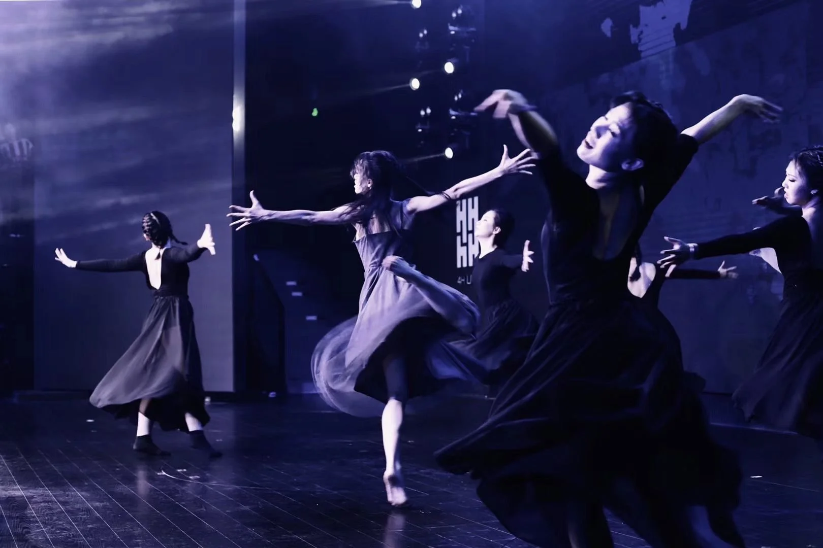 Wei Yuan, Farnham Dance Classes, Performing Live