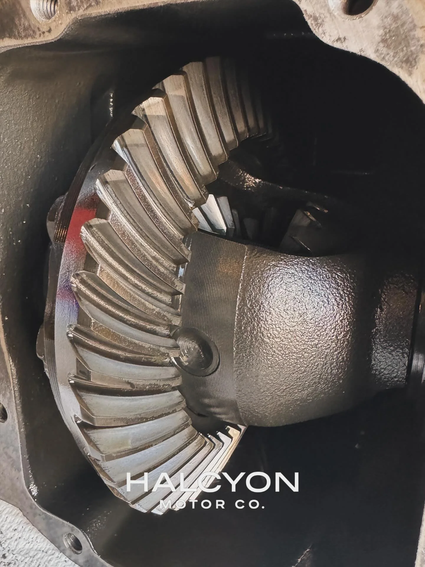 HALCYON MOTOR CO. &mdash; KINGFISHER REAR END REFRESH

This is where the grip begins.

We pulled the original open diff and swapped in an MFactory Helical Limited Slip Differential. This setup transforms the feel of the car&mdash;more predictable, mo