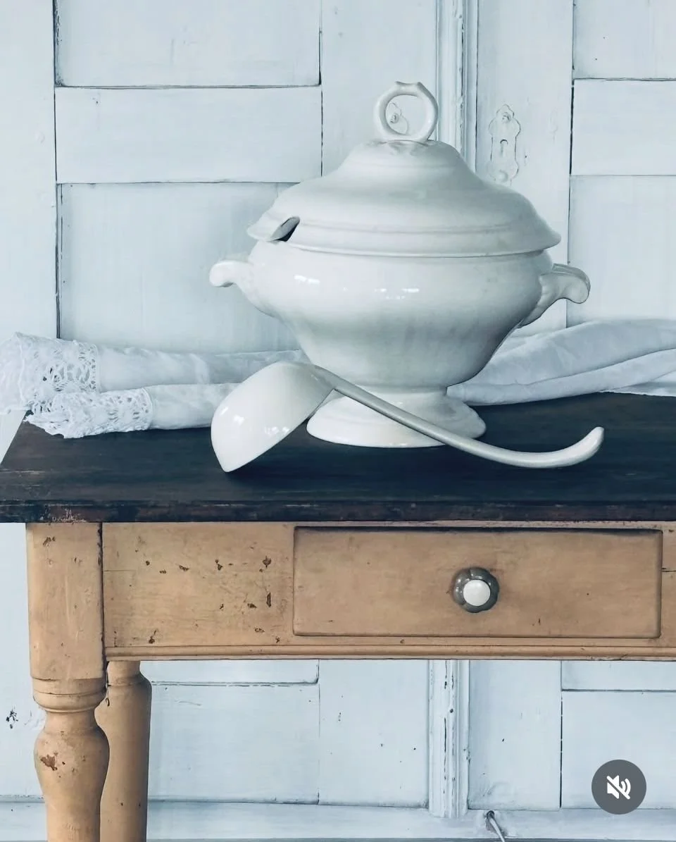 Waza zupowa sygnowana