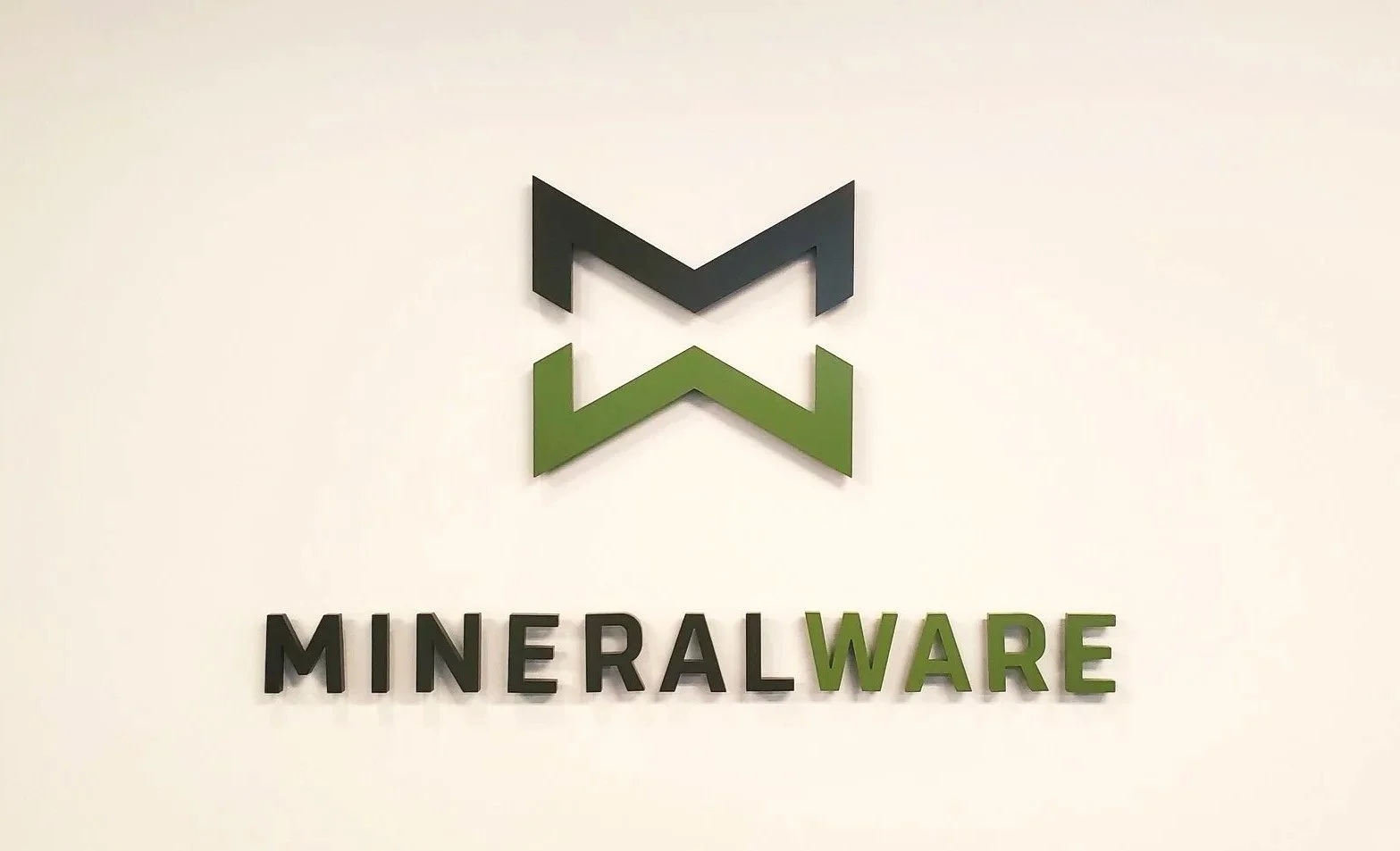 Mineralware.jpg