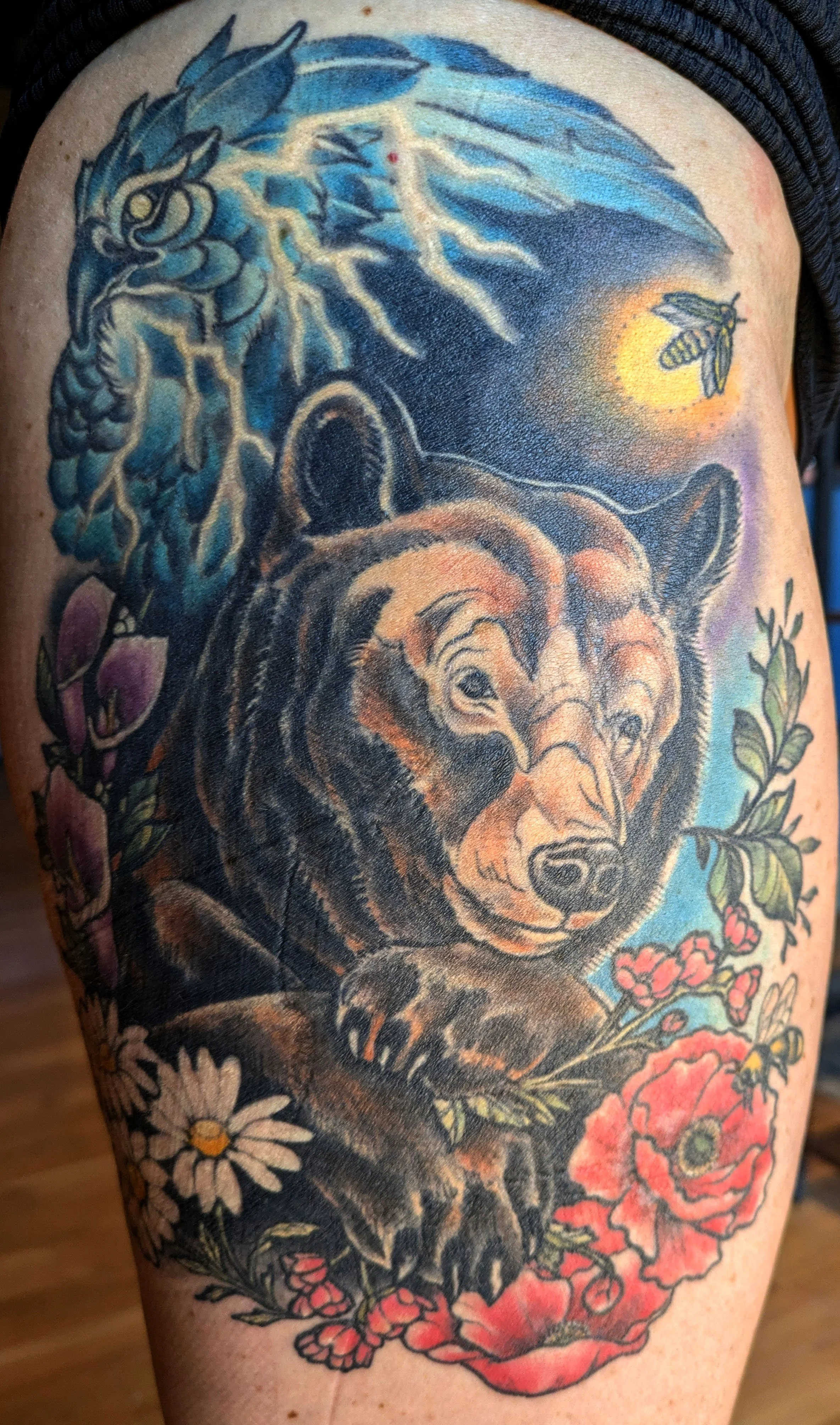 Neo-traditional bear tattoo