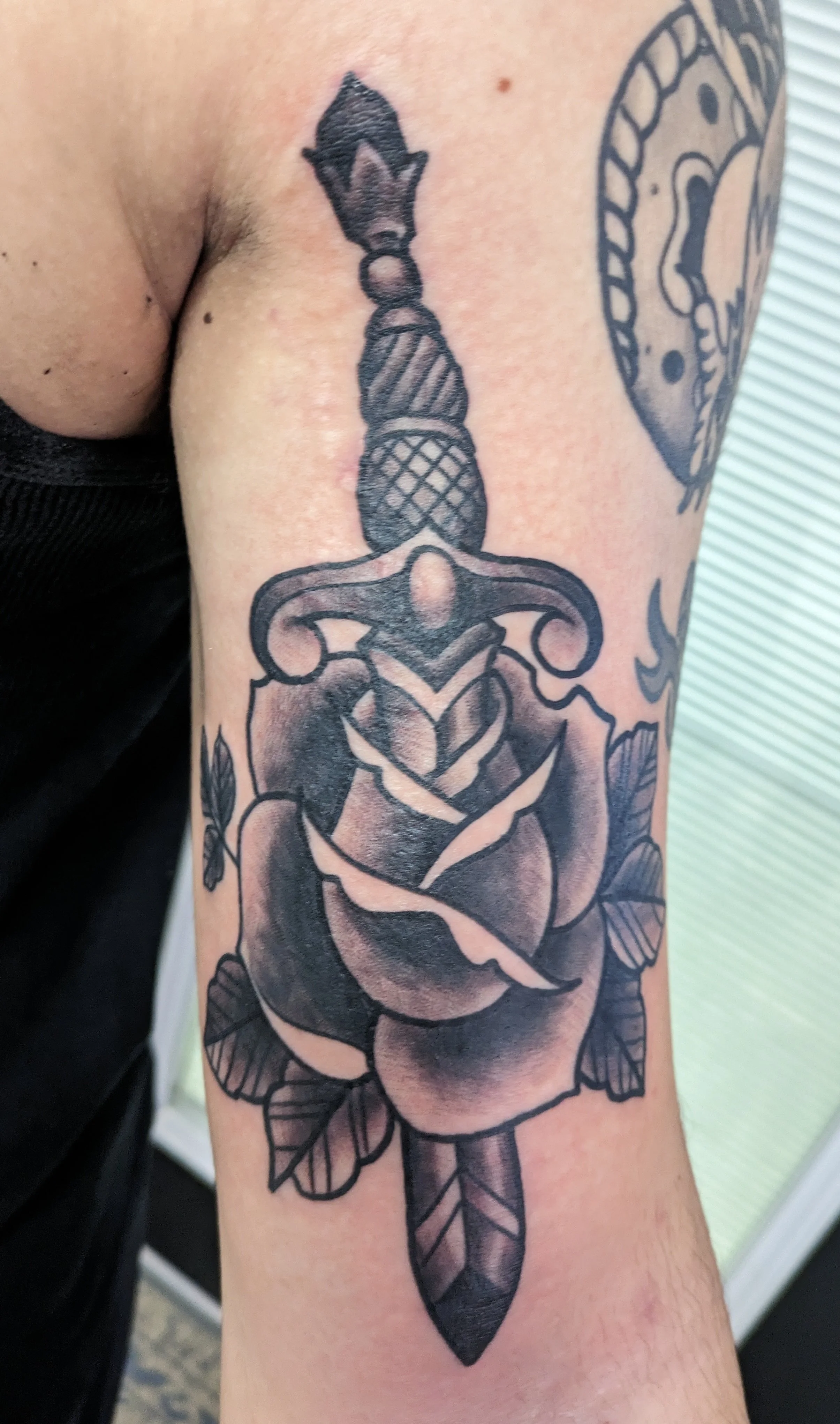 traditional rose and dagger