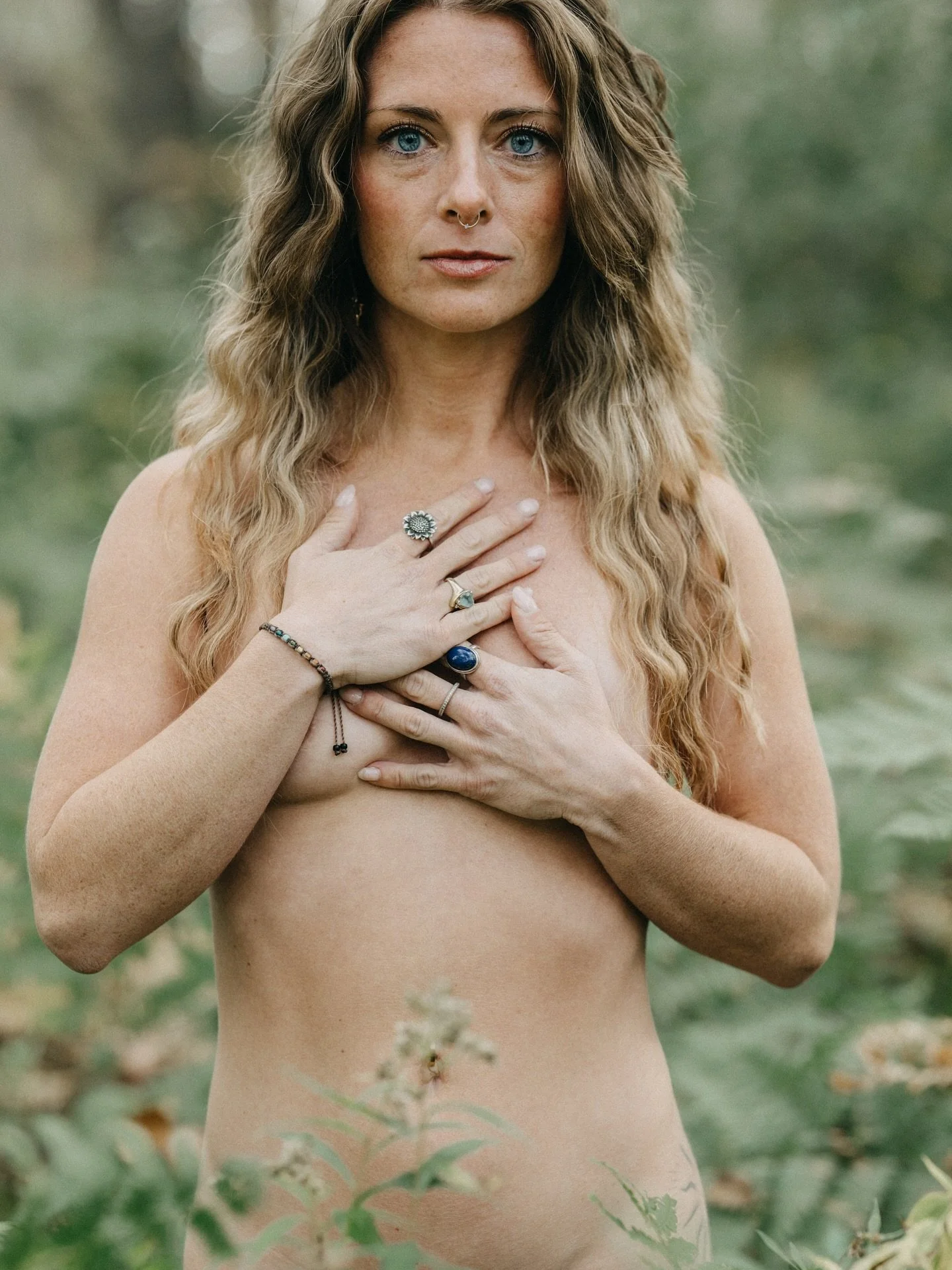 portraits aren&rsquo;t about faces. they&rsquo;re about the quiet intimacy of being seen, turned outward, vulnerable. it&rsquo;s not about looking at the lens, it&rsquo;s about looking right through it: this is how I see you
